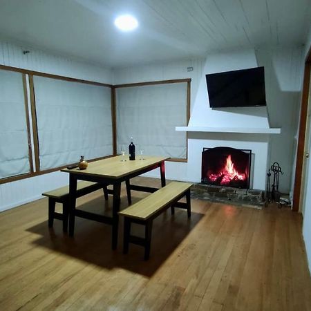 Viva Chile Hostal - プエルト・バラス エクステリア 写真
