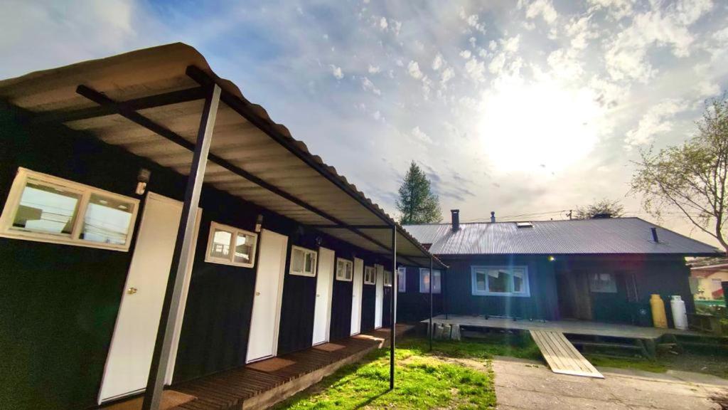 Viva Chile Hostal - プエルト・バラス エクステリア 写真